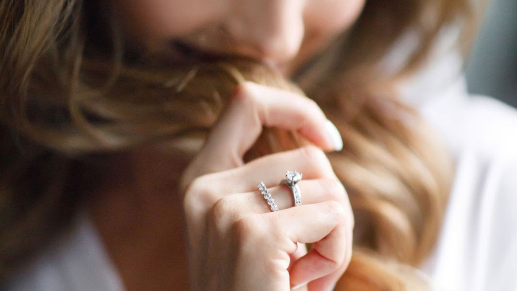 The Significance of Choosing Diamond Engagement Rings for Your Bride